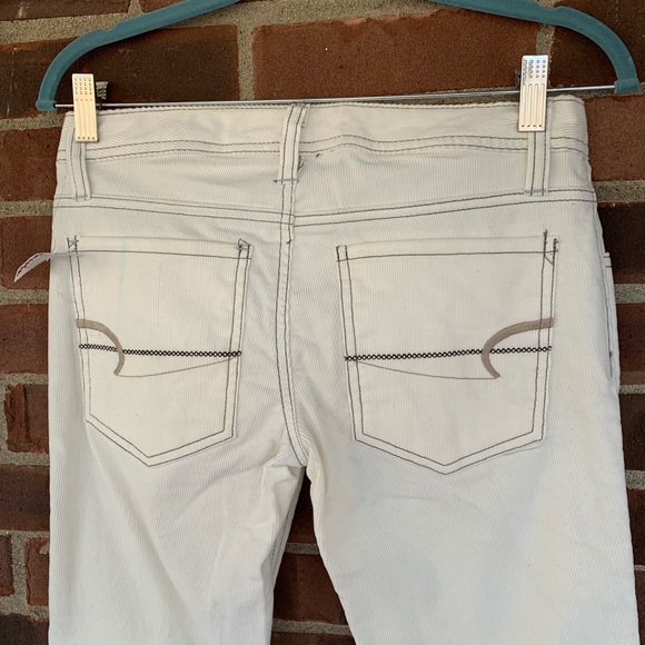 NWT American Eagle white corduroy pants - Picture 5 of 8